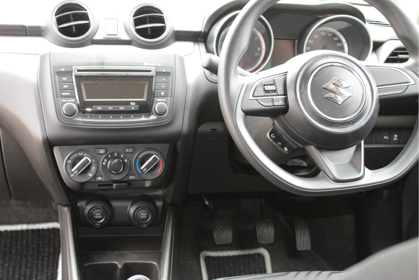 Suzuki Grand Vitara 9